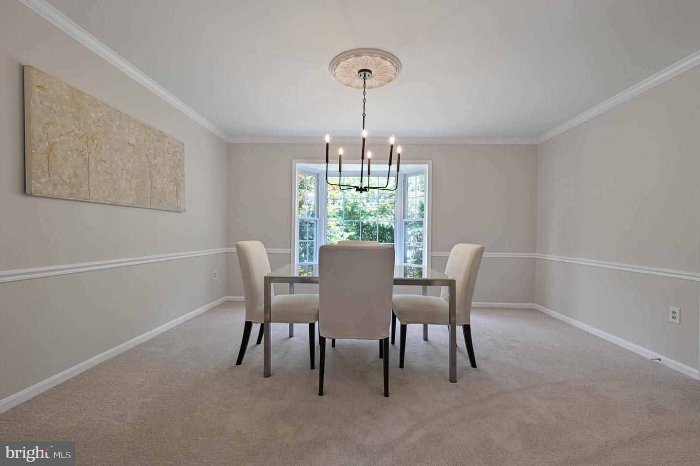4322 GALESBURY LN, CHANTILLY, Virginia 20151, 4 Bedrooms Bedrooms, ,2 BathroomsBathrooms,Residential,For sale,4322 GALESBURY LN,VAFX2247782 MLS # VAFX2247782