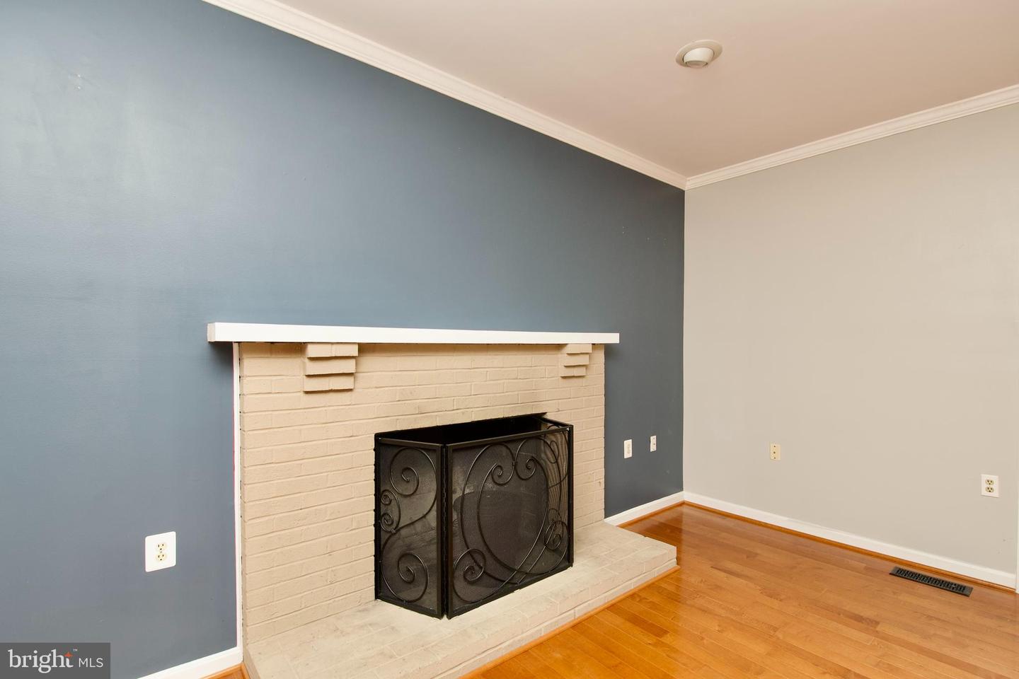 4282 BERWICK PL, WOODBRIDGE, Virginia 22192, 4 Bedrooms Bedrooms, ,3 BathroomsBathrooms,Residential,For sale,4282 BERWICK PL,VAPW2097178 MLS # VAPW2097178