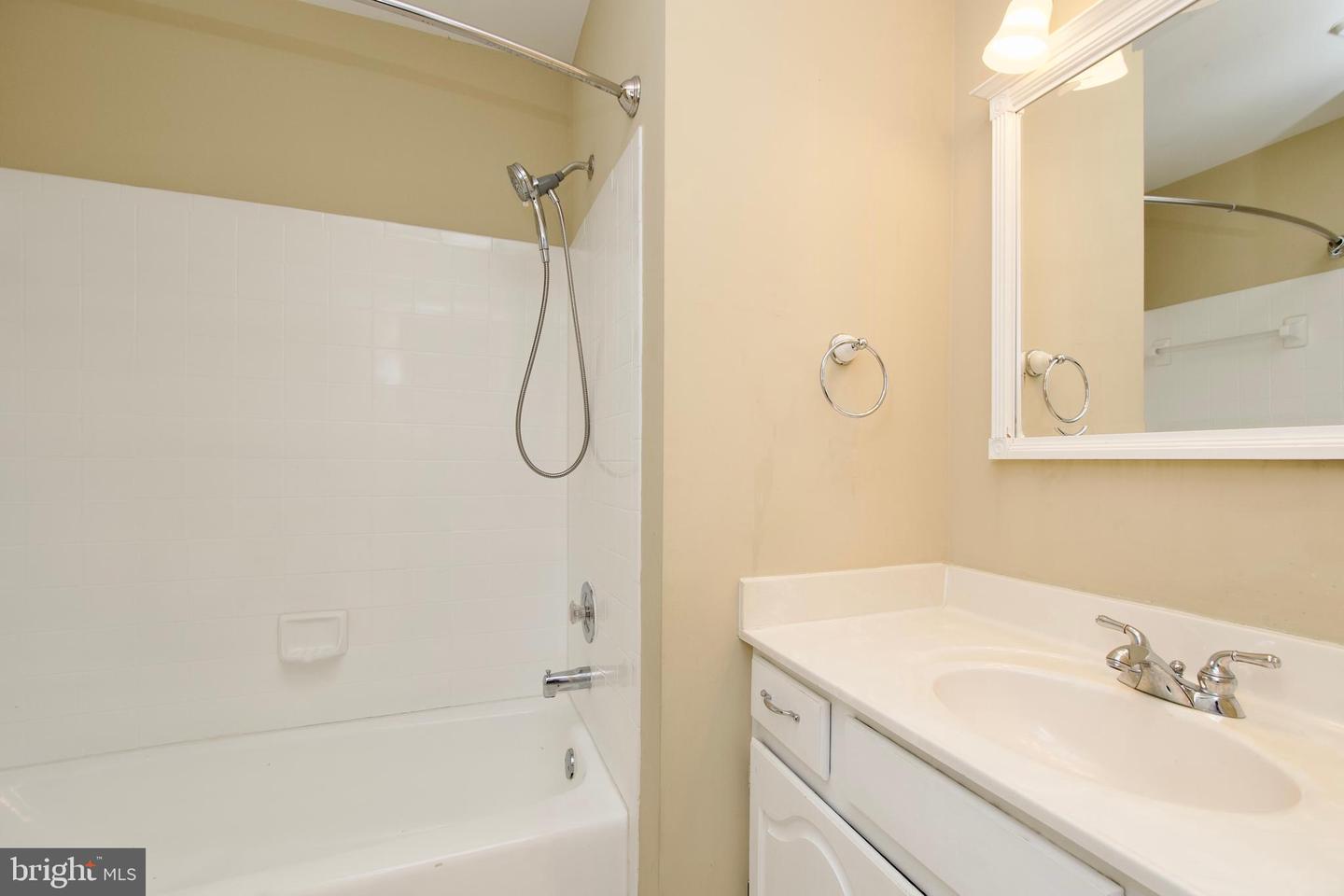 4282 BERWICK PL, WOODBRIDGE, Virginia 22192, 4 Bedrooms Bedrooms, ,3 BathroomsBathrooms,Residential,For sale,4282 BERWICK PL,VAPW2097178 MLS # VAPW2097178
