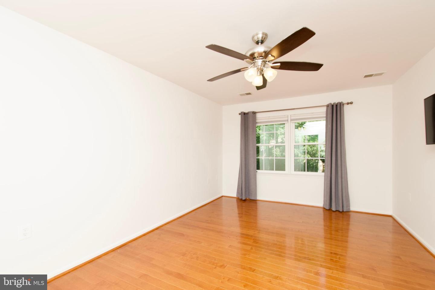 4282 BERWICK PL, WOODBRIDGE, Virginia 22192, 4 Bedrooms Bedrooms, ,3 BathroomsBathrooms,Residential,For sale,4282 BERWICK PL,VAPW2097178 MLS # VAPW2097178