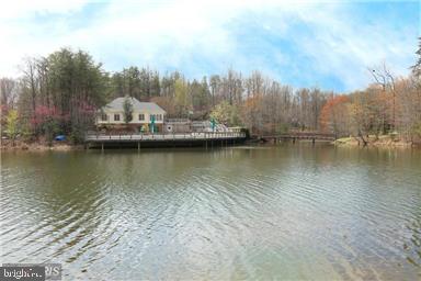 4282 BERWICK PL, WOODBRIDGE, Virginia 22192, 4 Bedrooms Bedrooms, ,3 BathroomsBathrooms,Residential,For sale,4282 BERWICK PL,VAPW2097178 MLS # VAPW2097178