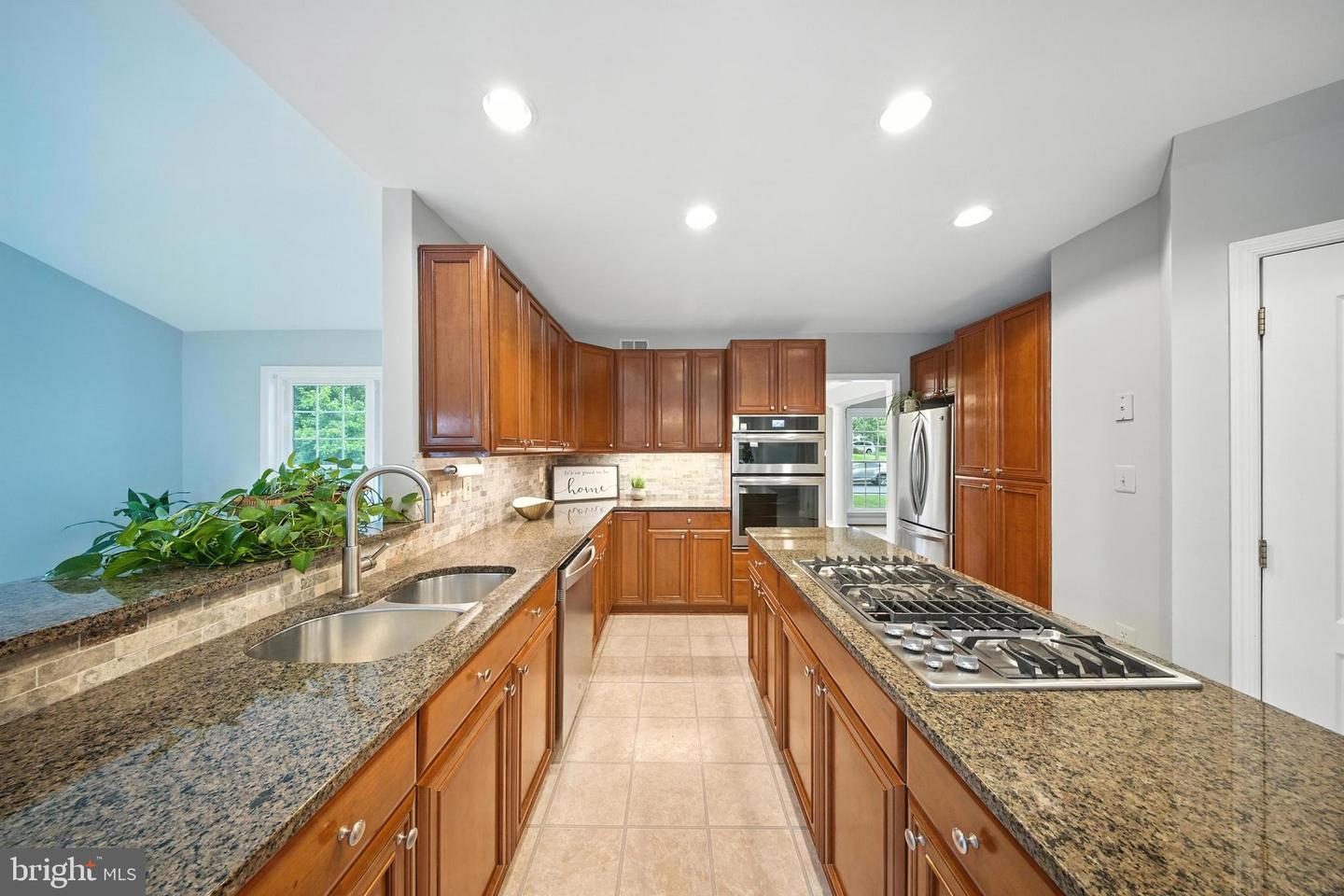 20977 FOWLERS MILL CIR, ASHBURN, Virginia 20147, 6 Bedrooms Bedrooms, ,4 BathroomsBathrooms,Residential,For sale,20977 FOWLERS MILL CIR,VALO2099704 MLS # VALO2099704