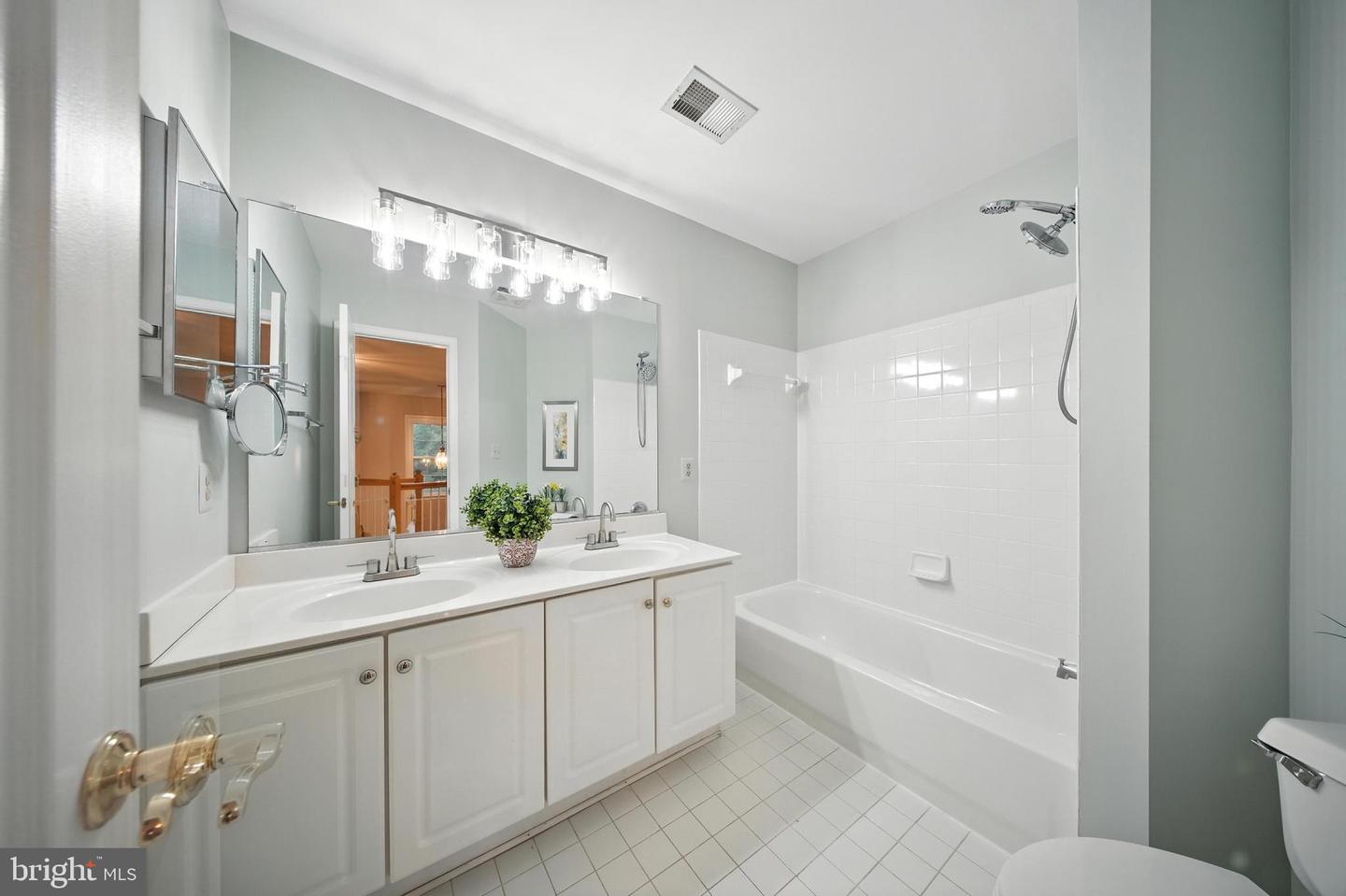 20977 FOWLERS MILL CIR, ASHBURN, Virginia 20147, 6 Bedrooms Bedrooms, ,4 BathroomsBathrooms,Residential,For sale,20977 FOWLERS MILL CIR,VALO2099704 MLS # VALO2099704
