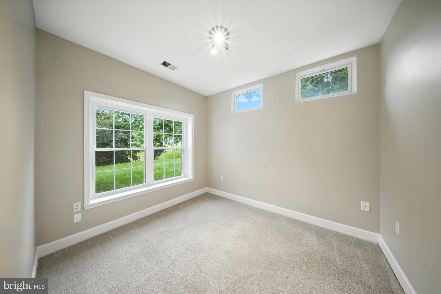 20977 FOWLERS MILL CIR, ASHBURN, Virginia 20147, 6 Bedrooms Bedrooms, ,4 BathroomsBathrooms,Residential,For sale,20977 FOWLERS MILL CIR,VALO2099704 MLS # VALO2099704
