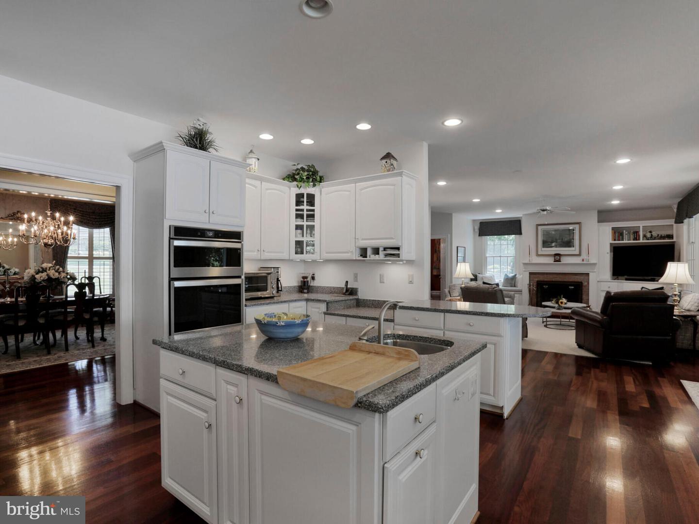 11203 FIELD CIR, SPOTSYLVANIA, Virginia 22551, 5 Bedrooms Bedrooms, ,5 BathroomsBathrooms,Residential,For sale,11203 FIELD CIR,VASP2033916 MLS # VASP2033916