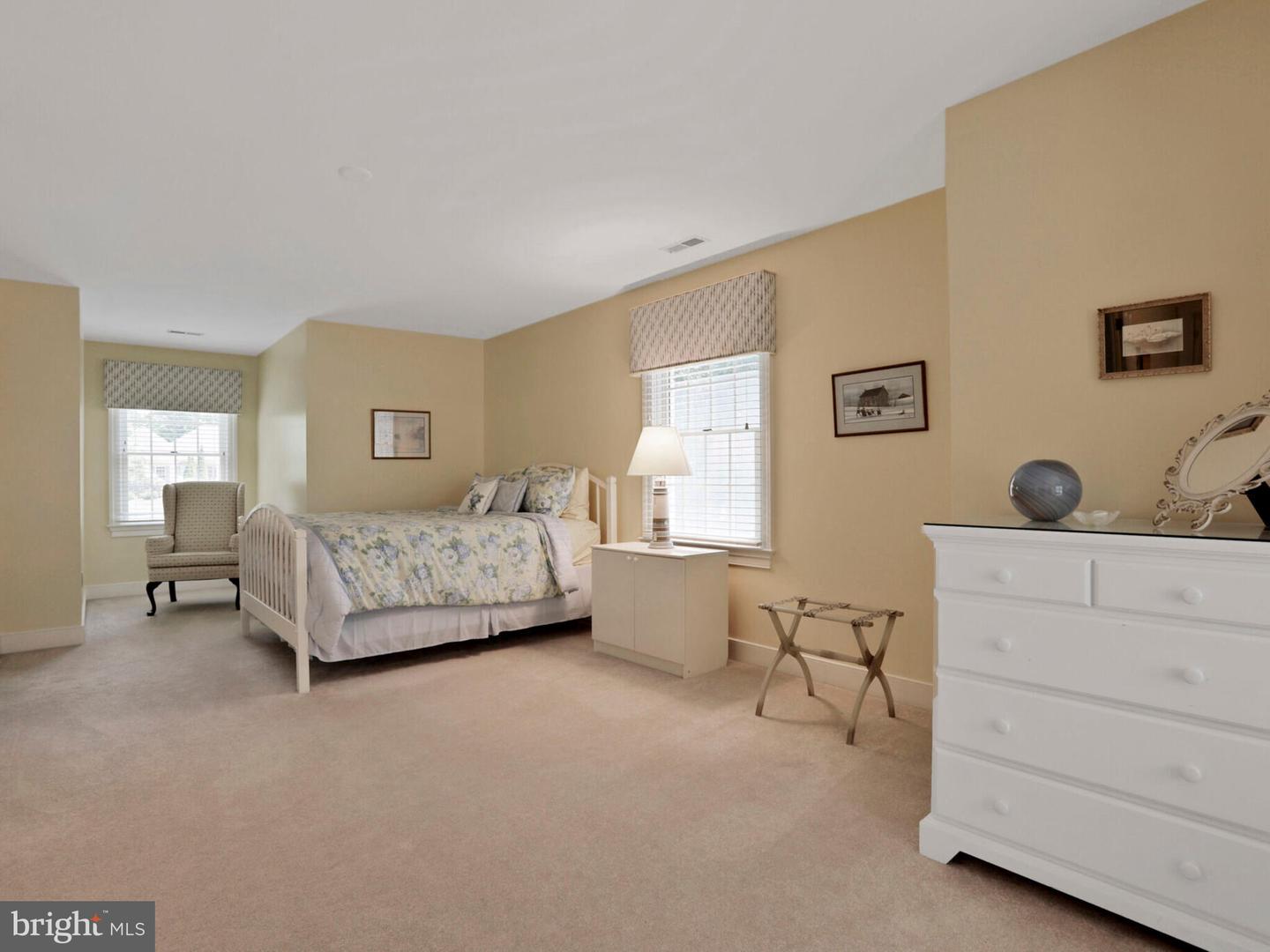 11203 FIELD CIR, SPOTSYLVANIA, Virginia 22551, 5 Bedrooms Bedrooms, ,5 BathroomsBathrooms,Residential,For sale,11203 FIELD CIR,VASP2033916 MLS # VASP2033916