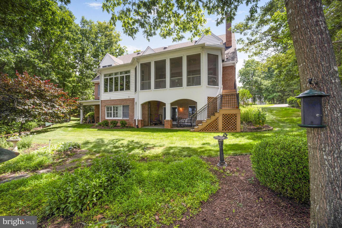 11203 FIELD CIR, SPOTSYLVANIA, Virginia 22551, 5 Bedrooms Bedrooms, ,5 BathroomsBathrooms,Residential,For sale,11203 FIELD CIR,VASP2033916 MLS # VASP2033916