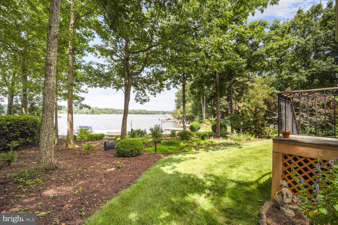 11203 FIELD CIR, SPOTSYLVANIA, Virginia 22551, 5 Bedrooms Bedrooms, ,5 BathroomsBathrooms,Residential,For sale,11203 FIELD CIR,VASP2033916 MLS # VASP2033916