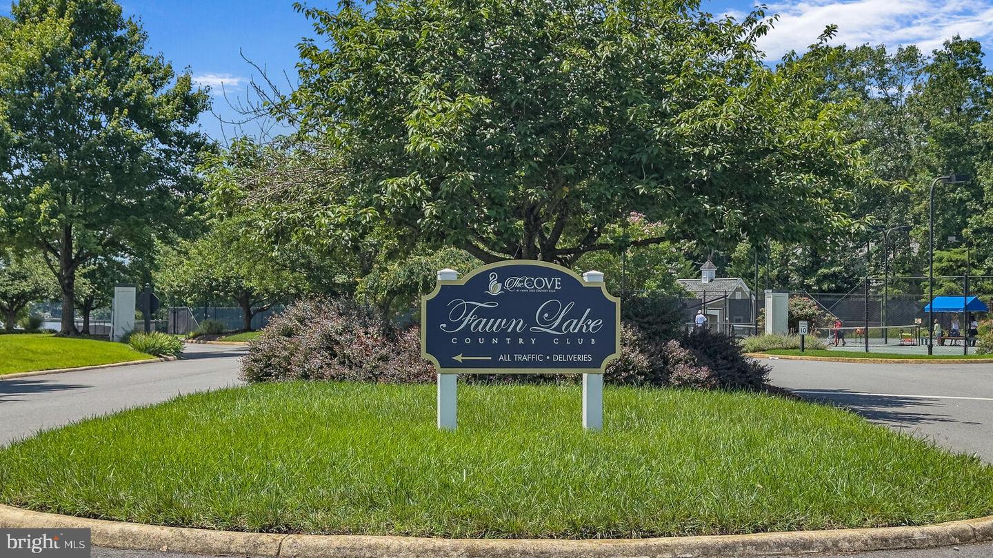 11203 FIELD CIR, SPOTSYLVANIA, Virginia 22551, 5 Bedrooms Bedrooms, ,5 BathroomsBathrooms,Residential,For sale,11203 FIELD CIR,VASP2033916 MLS # VASP2033916