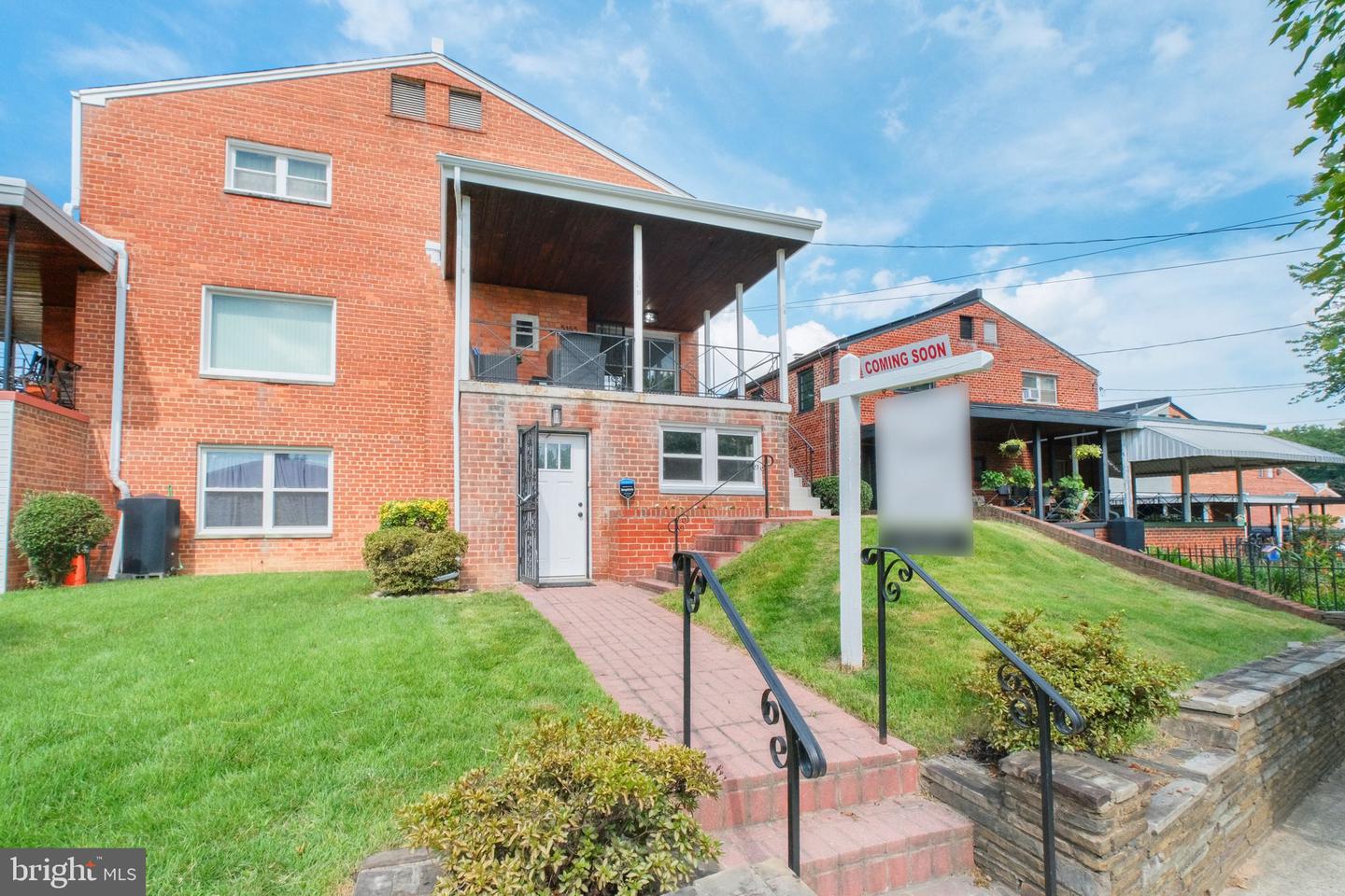 5155 8TH ST NE, WASHINGTON, District Of Columbia 20011, 5 Bedrooms Bedrooms, ,3 BathroomsBathrooms,Residential,For sale,5155 8TH ST NE,DCDC2206126 MLS # DCDC2206126