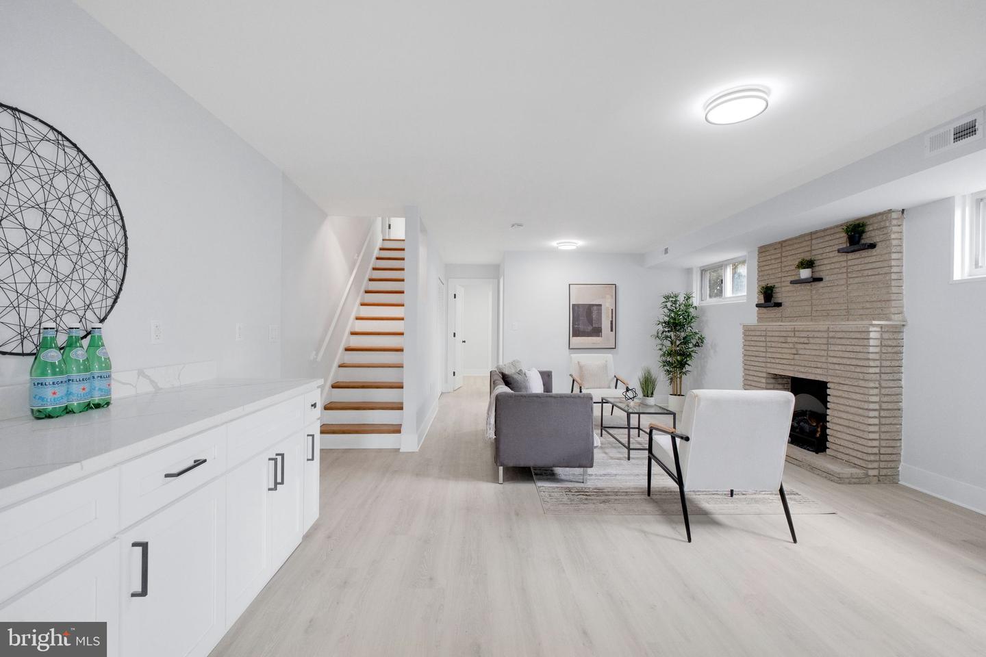 5155 8TH ST NE, WASHINGTON, District Of Columbia 20011, 5 Bedrooms Bedrooms, ,3 BathroomsBathrooms,Residential,For sale,5155 8TH ST NE,DCDC2206126 MLS # DCDC2206126