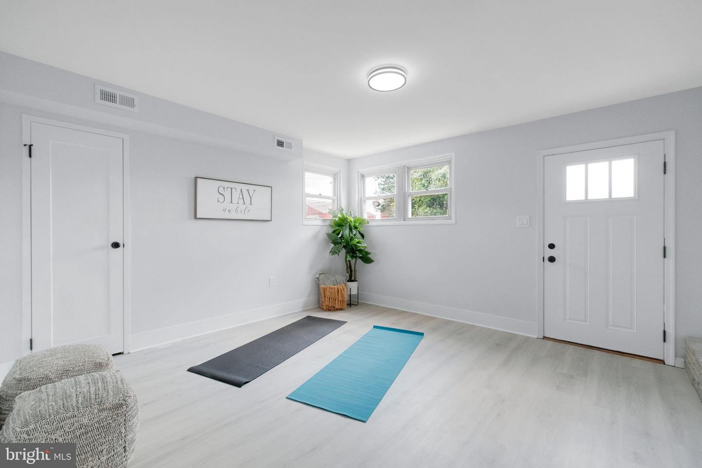 5155 8TH ST NE, WASHINGTON, District Of Columbia 20011, 5 Bedrooms Bedrooms, ,3 BathroomsBathrooms,Residential,For sale,5155 8TH ST NE,DCDC2206126 MLS # DCDC2206126
