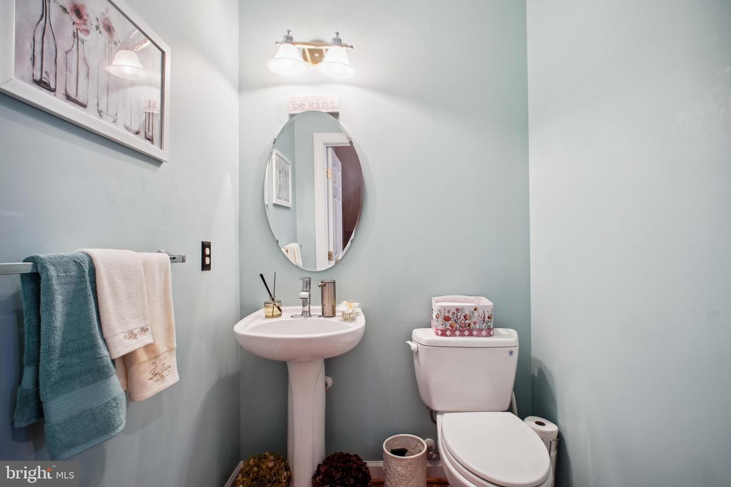 7234 RITA GRAY LOOP, ALEXANDRIA, Virginia 22315, 4 Bedrooms Bedrooms, ,4 BathroomsBathrooms,Residential,For sale,7234 RITA GRAY LOOP,VAFX2248074 MLS # VAFX2248074