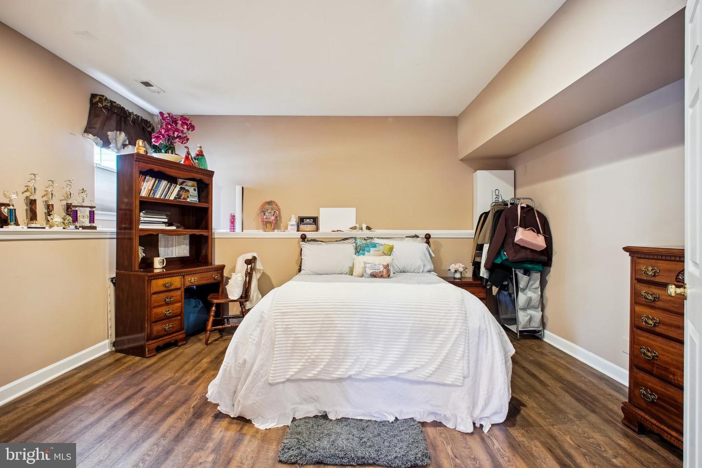7234 RITA GRAY LOOP, ALEXANDRIA, Virginia 22315, 4 Bedrooms Bedrooms, ,4 BathroomsBathrooms,Residential,For sale,7234 RITA GRAY LOOP,VAFX2248074 MLS # VAFX2248074