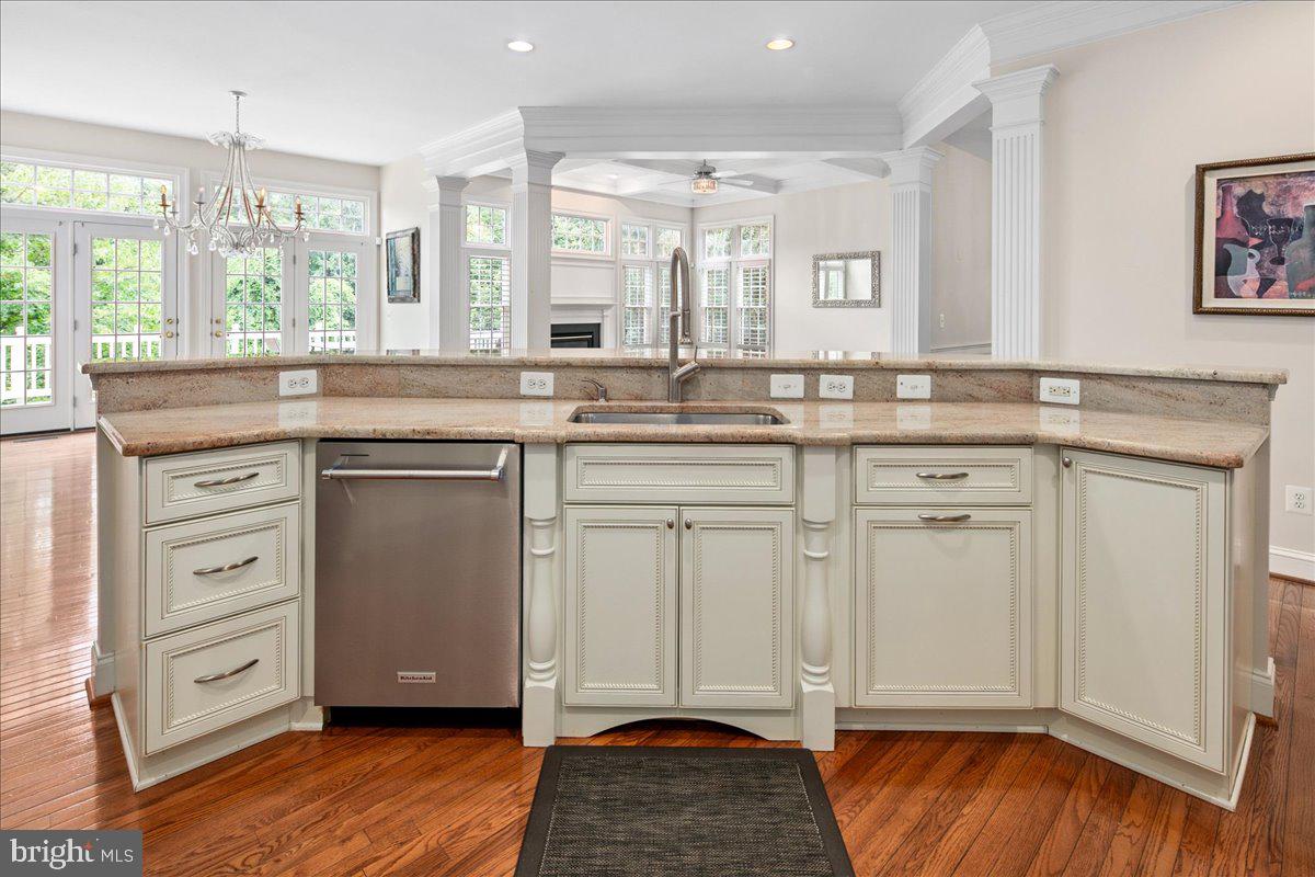 1371 NORTHWYCK CT, MCLEAN, Virginia 22102, 5 Bedrooms Bedrooms, ,5 BathroomsBathrooms,Residential,For sale,1371 NORTHWYCK CT,VAFX2248286 MLS # VAFX2248286