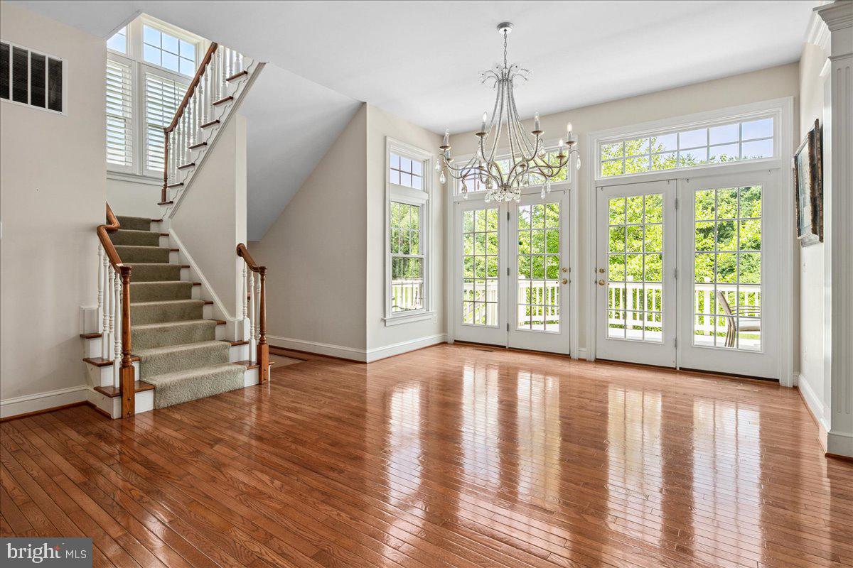 1371 NORTHWYCK CT, MCLEAN, Virginia 22102, 5 Bedrooms Bedrooms, ,5 BathroomsBathrooms,Residential,For sale,1371 NORTHWYCK CT,VAFX2248286 MLS # VAFX2248286