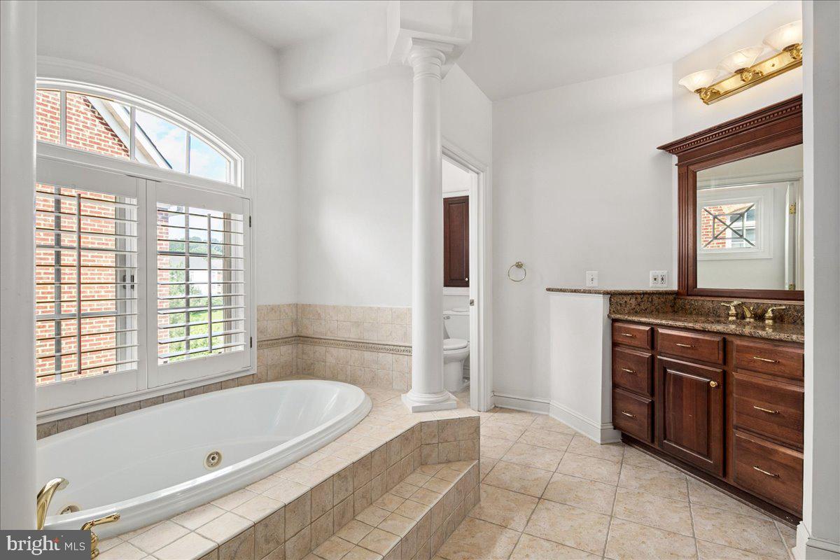 1371 NORTHWYCK CT, MCLEAN, Virginia 22102, 5 Bedrooms Bedrooms, ,5 BathroomsBathrooms,Residential,For sale,1371 NORTHWYCK CT,VAFX2248286 MLS # VAFX2248286