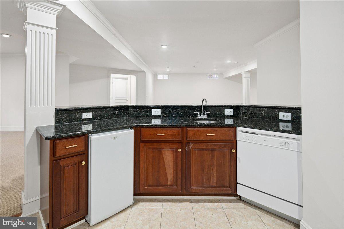 1371 NORTHWYCK CT, MCLEAN, Virginia 22102, 5 Bedrooms Bedrooms, ,5 BathroomsBathrooms,Residential,For sale,1371 NORTHWYCK CT,VAFX2248286 MLS # VAFX2248286