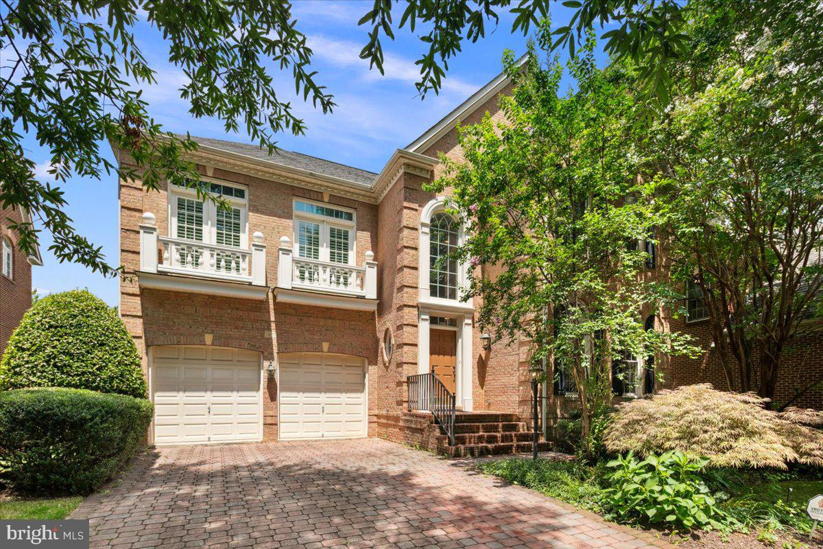 1371 NORTHWYCK CT, MCLEAN, Virginia 22102, 5 Bedrooms Bedrooms, ,5 BathroomsBathrooms,Residential,For sale,1371 NORTHWYCK CT,VAFX2248286 MLS # VAFX2248286