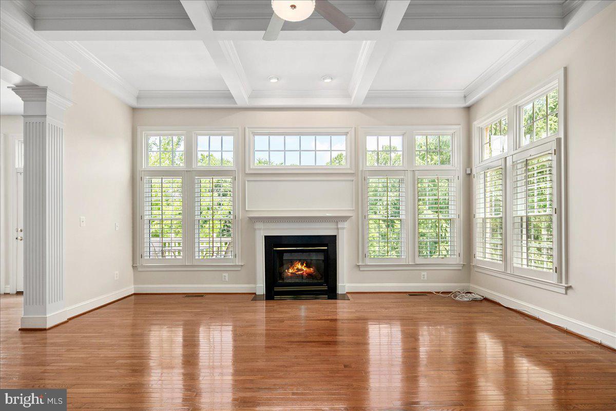 1371 NORTHWYCK CT, MCLEAN, Virginia 22102, 5 Bedrooms Bedrooms, ,5 BathroomsBathrooms,Residential,For sale,1371 NORTHWYCK CT,VAFX2248286 MLS # VAFX2248286