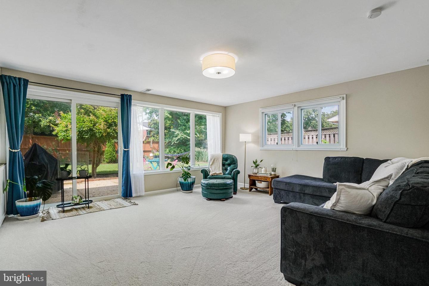 3804 LAKOTA RD, ALEXANDRIA, Virginia 22303, 3 Bedrooms Bedrooms, ,2 BathroomsBathrooms,Residential,For sale,3804 LAKOTA RD,VAFX2249274 MLS # VAFX2249274