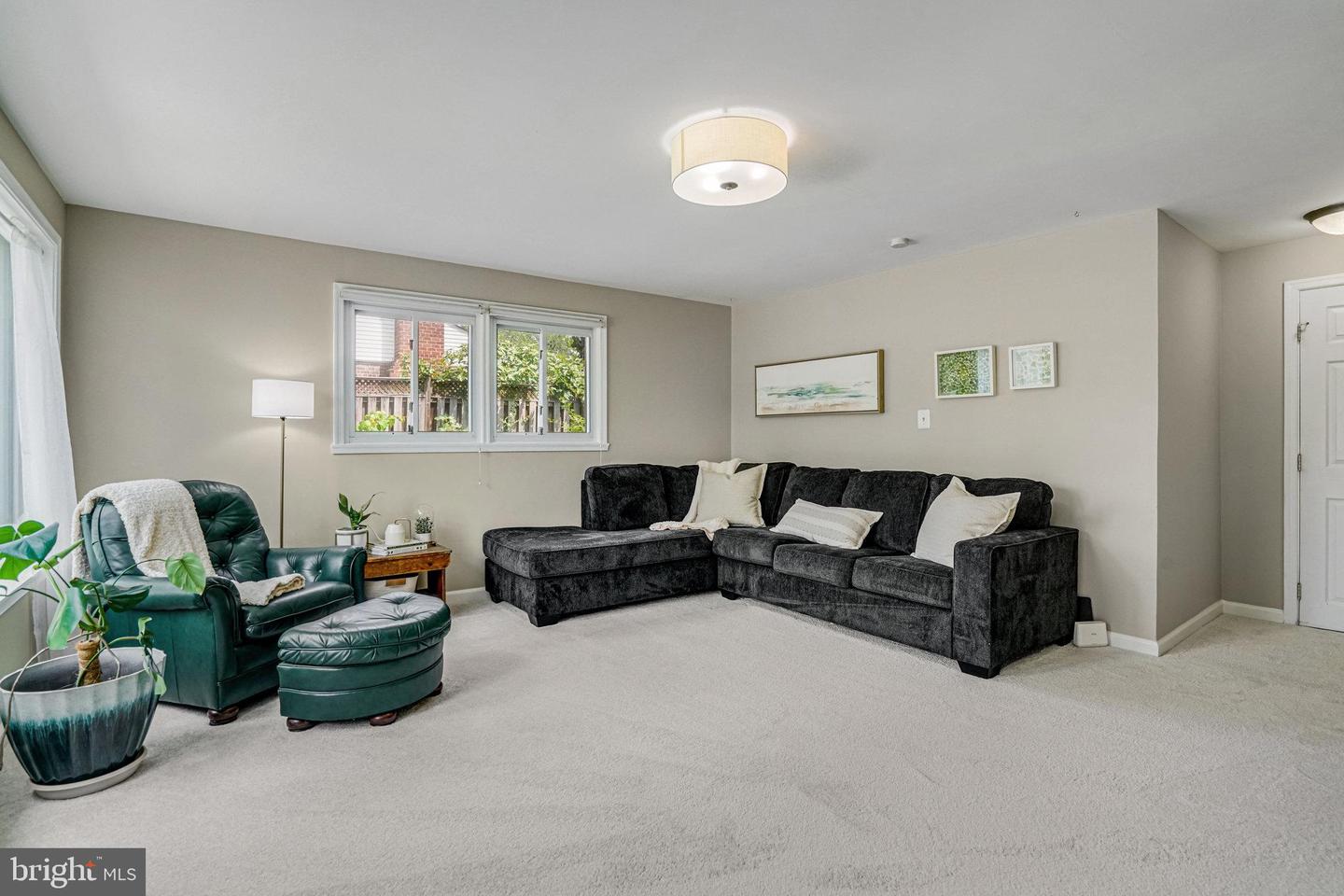 3804 LAKOTA RD, ALEXANDRIA, Virginia 22303, 3 Bedrooms Bedrooms, ,2 BathroomsBathrooms,Residential,For sale,3804 LAKOTA RD,VAFX2249274 MLS # VAFX2249274