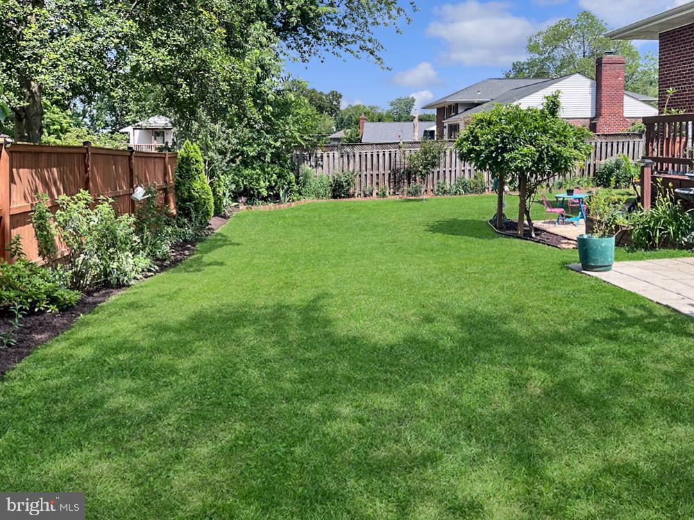 3804 LAKOTA RD, ALEXANDRIA, Virginia 22303, 3 Bedrooms Bedrooms, ,2 BathroomsBathrooms,Residential,For sale,3804 LAKOTA RD,VAFX2249274 MLS # VAFX2249274