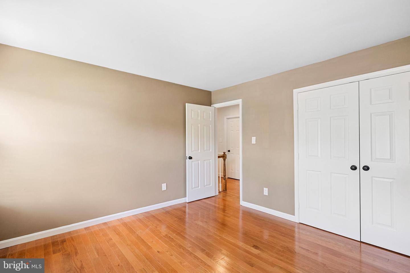3523 MAJESTIC PINE LN, FAIRFAX, Virginia 22033, 4 Bedrooms Bedrooms, ,3 BathroomsBathrooms,Residential,For sale,3523 MAJESTIC PINE LN,VAFX2249348 MLS # VAFX2249348