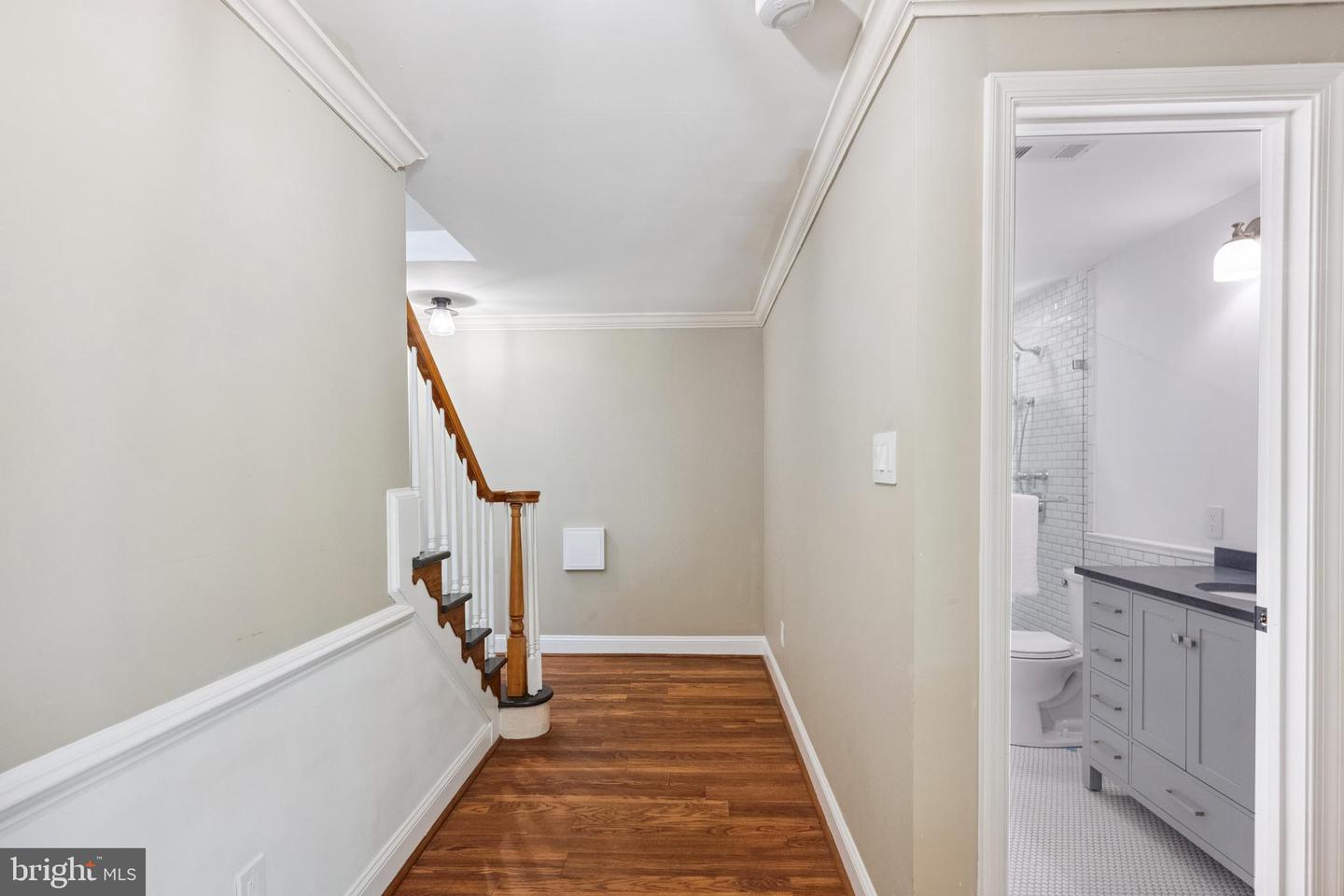 3523 MAJESTIC PINE LN, FAIRFAX, Virginia 22033, 4 Bedrooms Bedrooms, ,3 BathroomsBathrooms,Residential,For sale,3523 MAJESTIC PINE LN,VAFX2249348 MLS # VAFX2249348