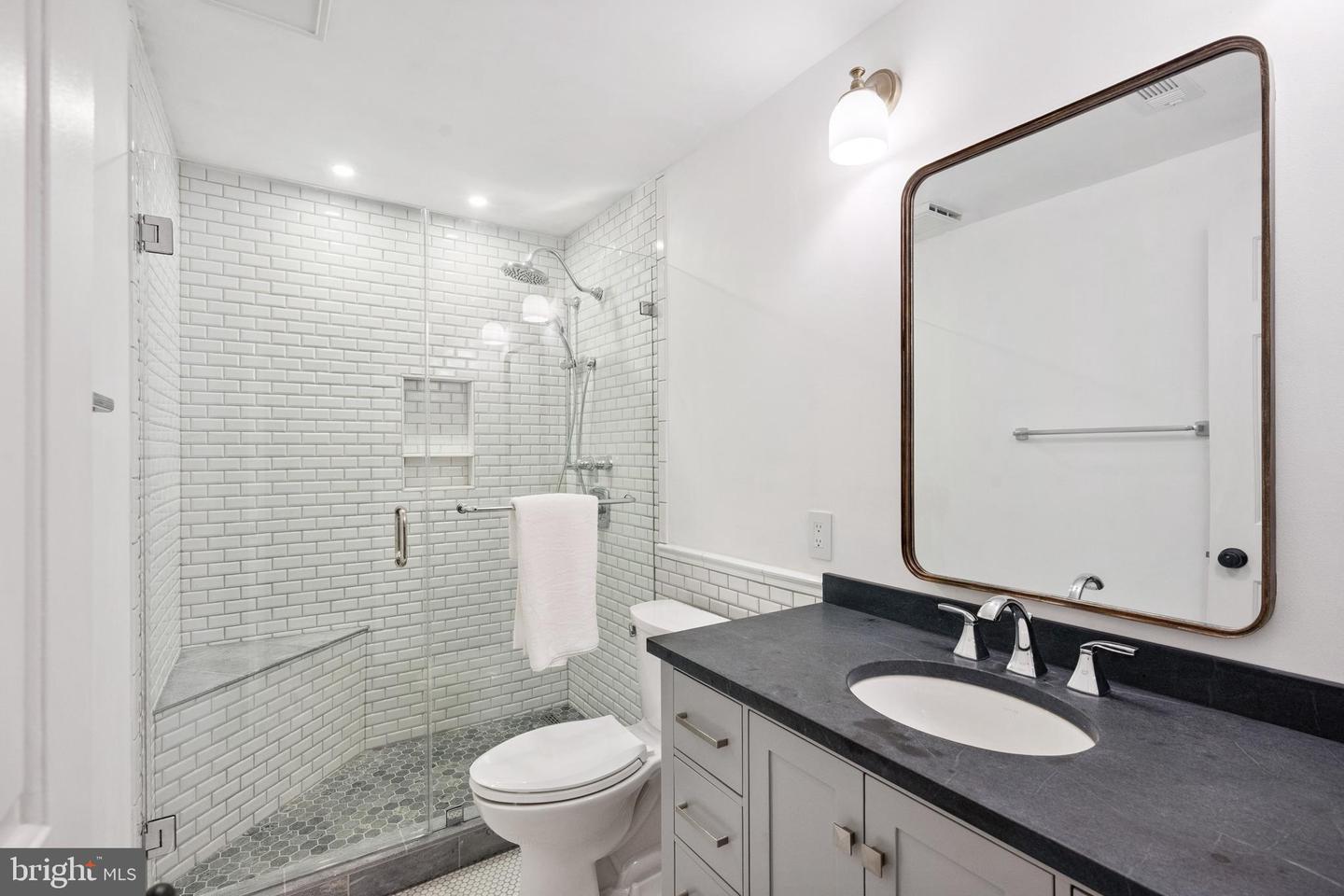 3523 MAJESTIC PINE LN, FAIRFAX, Virginia 22033, 4 Bedrooms Bedrooms, ,3 BathroomsBathrooms,Residential,For sale,3523 MAJESTIC PINE LN,VAFX2249348 MLS # VAFX2249348