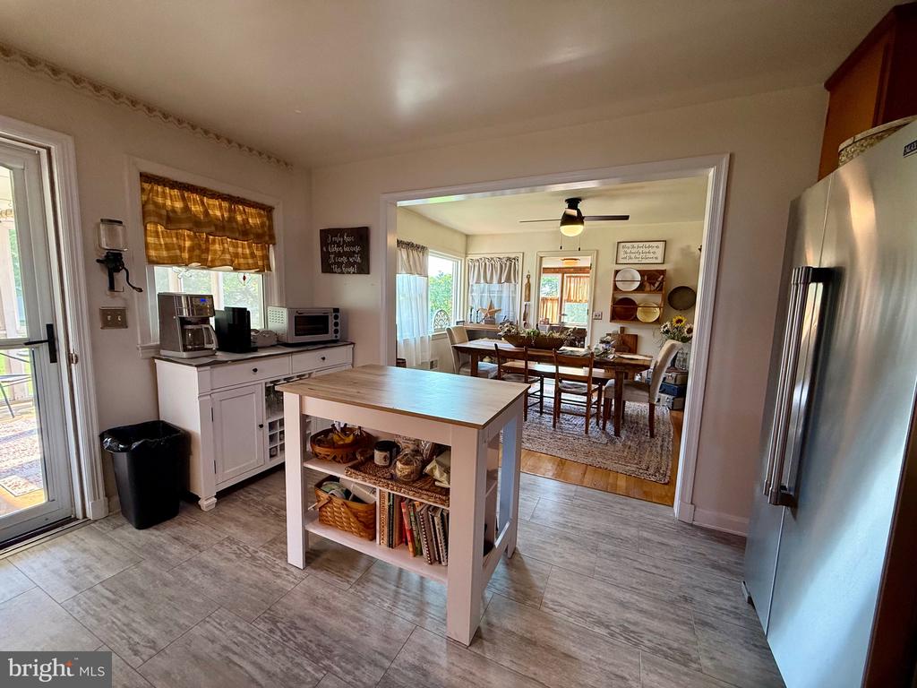 11281 CRESTVIEW DR, ORANGE, Virginia 22960, 3 Bedrooms Bedrooms, ,2 BathroomsBathrooms,Residential,11281 CRESTVIEW DR,VAOR2010040 MLS # VAOR2010040