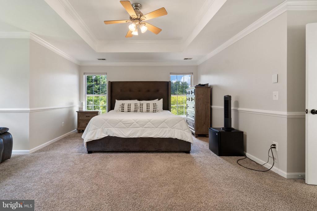 221 CANNON WAY, WARRENTON, Virginia 20186, 5 Bedrooms Bedrooms, ,3 BathroomsBathrooms,Residential,221 CANNON WAY,VAFQ2017340 MLS # VAFQ2017340