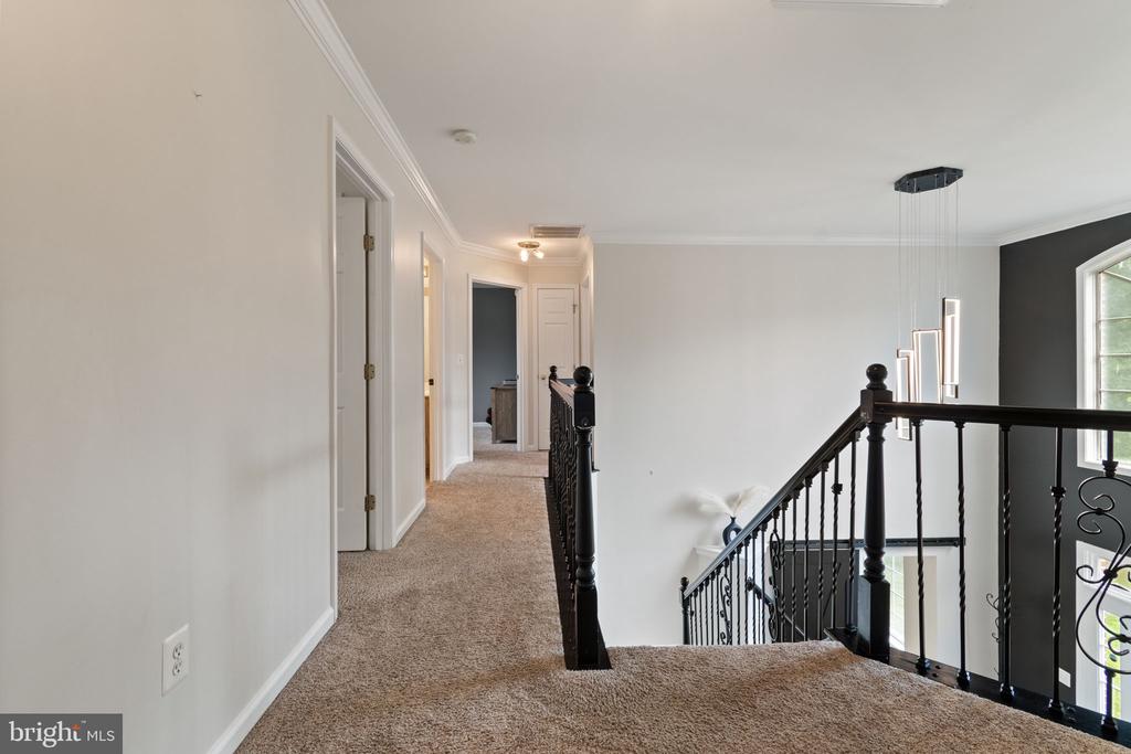 221 CANNON WAY, WARRENTON, Virginia 20186, 5 Bedrooms Bedrooms, ,3 BathroomsBathrooms,Residential,221 CANNON WAY,VAFQ2017340 MLS # VAFQ2017340