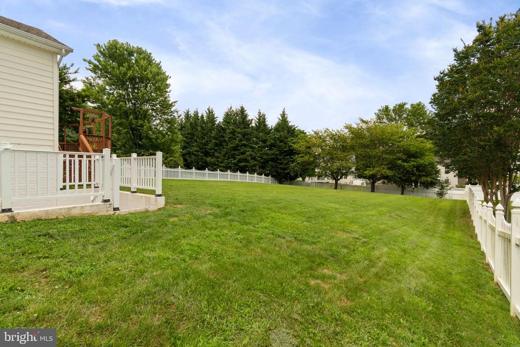 221 CANNON WAY, WARRENTON, Virginia 20186, 5 Bedrooms Bedrooms, ,3 BathroomsBathrooms,Residential,221 CANNON WAY,VAFQ2017340 MLS # VAFQ2017340