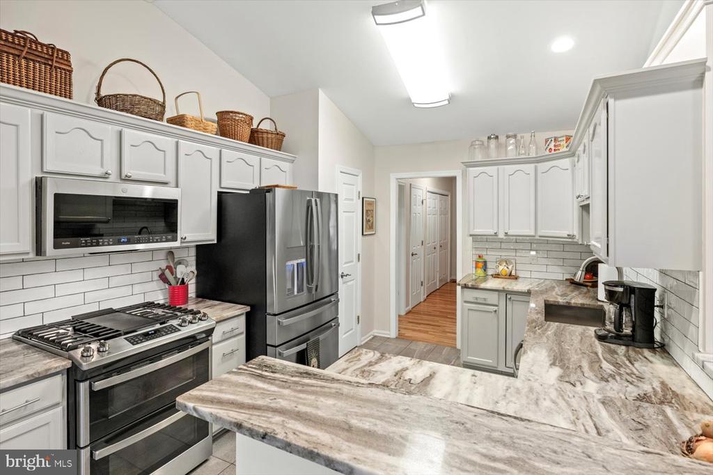 814 EASTOVER PKWY, LOCUST GROVE, Virginia 22508, 3 Bedrooms Bedrooms, ,2 BathroomsBathrooms,Residential,814 EASTOVER PKWY,VAOR2010108 MLS # VAOR2010108