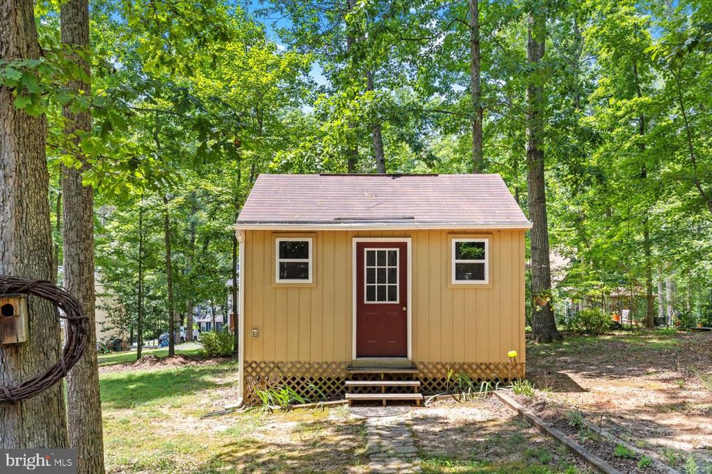 814 EASTOVER PKWY, LOCUST GROVE, Virginia 22508, 3 Bedrooms Bedrooms, ,2 BathroomsBathrooms,Residential,814 EASTOVER PKWY,VAOR2010108 MLS # VAOR2010108