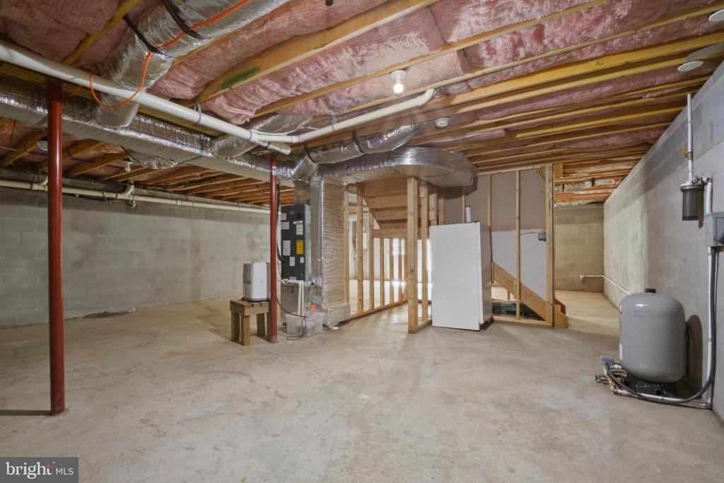 1229 MILTON RD, CHARLOTTESVILLE, Virginia 22902, 4 Bedrooms Bedrooms, ,2 BathroomsBathrooms,Residential,1229 MILTON RD,VAAB2001036 MLS # VAAB2001036