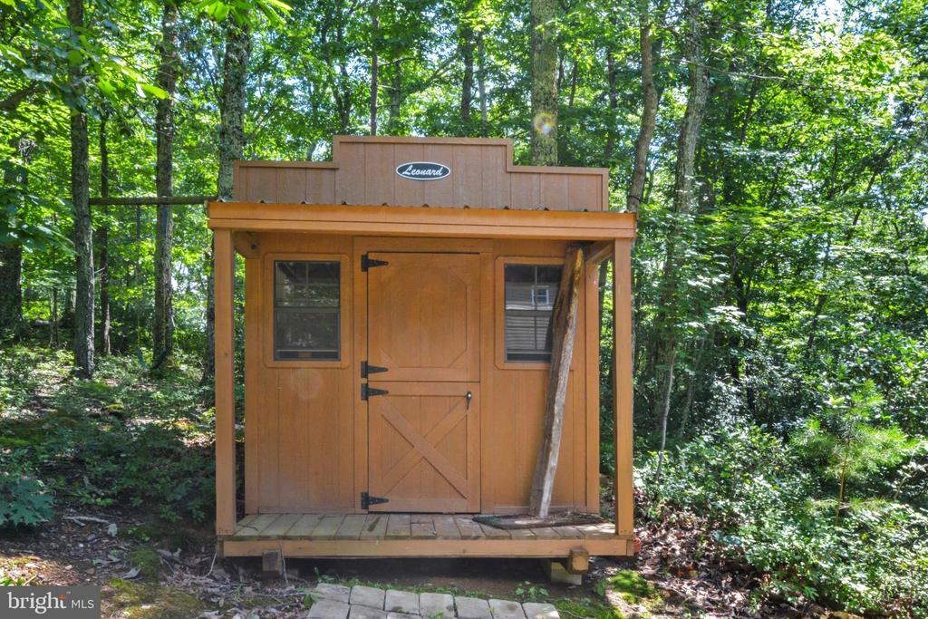 1229 MILTON RD, CHARLOTTESVILLE, Virginia 22902, 4 Bedrooms Bedrooms, ,2 BathroomsBathrooms,Residential,1229 MILTON RD,VAAB2001036 MLS # VAAB2001036