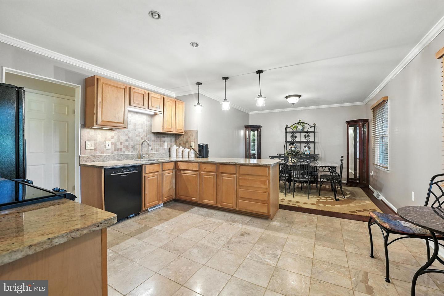 7491 SLAGLE LN, MANASSAS, Virginia 20111, 5 Bedrooms Bedrooms, ,3 BathroomsBathrooms,Residential,For sale,7491 SLAGLE LN,VAPW2097724 MLS # VAPW2097724