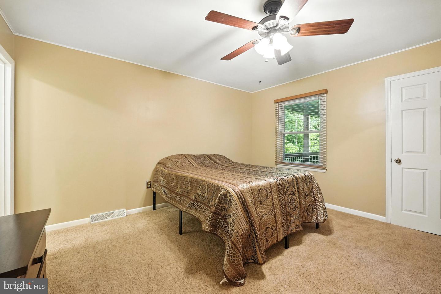 7491 SLAGLE LN, MANASSAS, Virginia 20111, 5 Bedrooms Bedrooms, ,3 BathroomsBathrooms,Residential,For sale,7491 SLAGLE LN,VAPW2097724 MLS # VAPW2097724