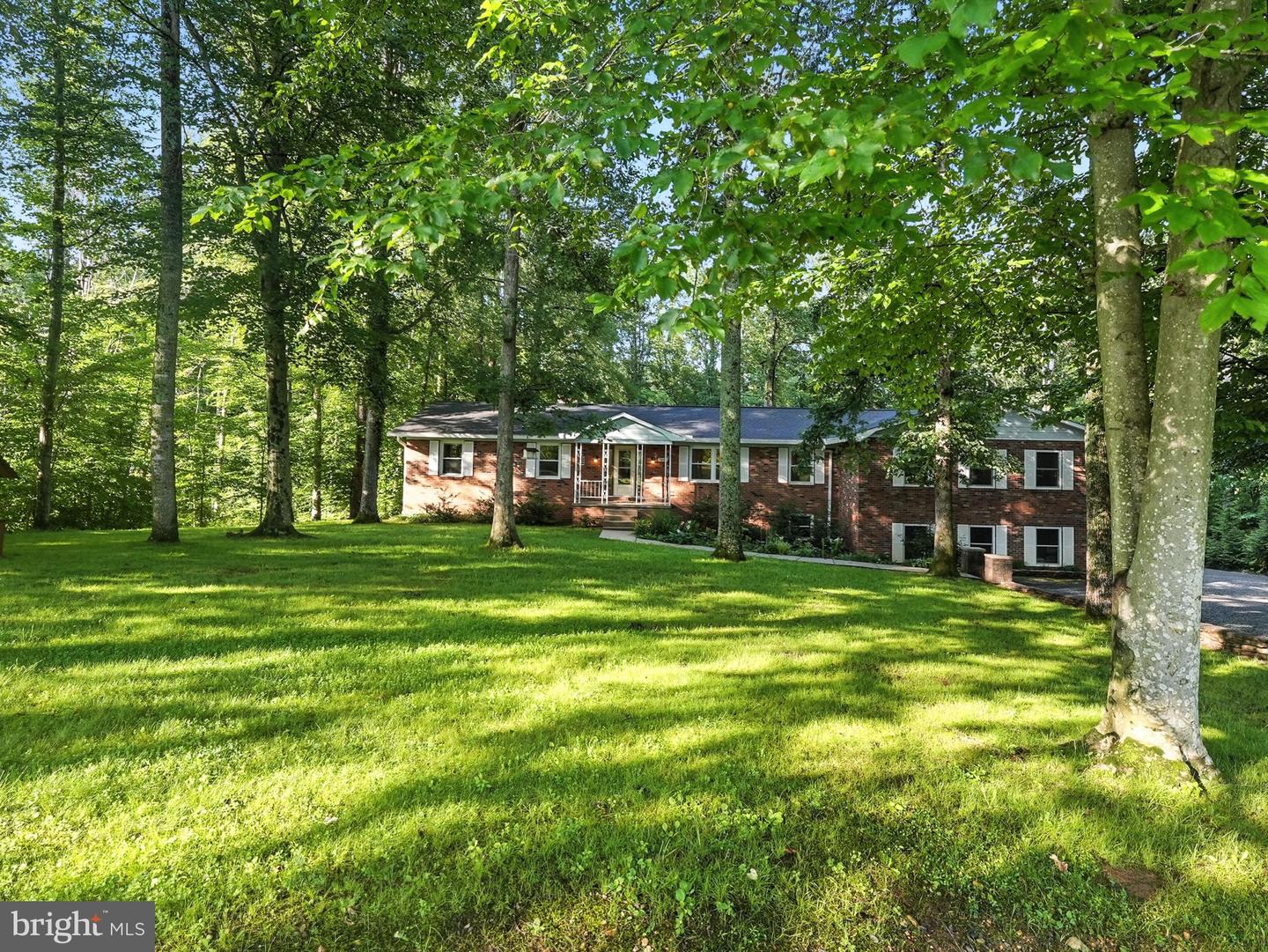 7491 SLAGLE LN, MANASSAS, Virginia 20111, 5 Bedrooms Bedrooms, ,3 BathroomsBathrooms,Residential,For sale,7491 SLAGLE LN,VAPW2097724 MLS # VAPW2097724