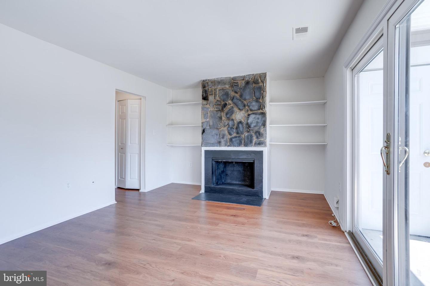 5766 VILLAGE GREEN DR #10/5766, ALEXANDRIA, Virginia 22309, 3 Bedrooms Bedrooms, ,2 BathroomsBathrooms,Residential,For sale,5766 VILLAGE GREEN DR #10/5766,VAFX2249930 MLS # VAFX2249930