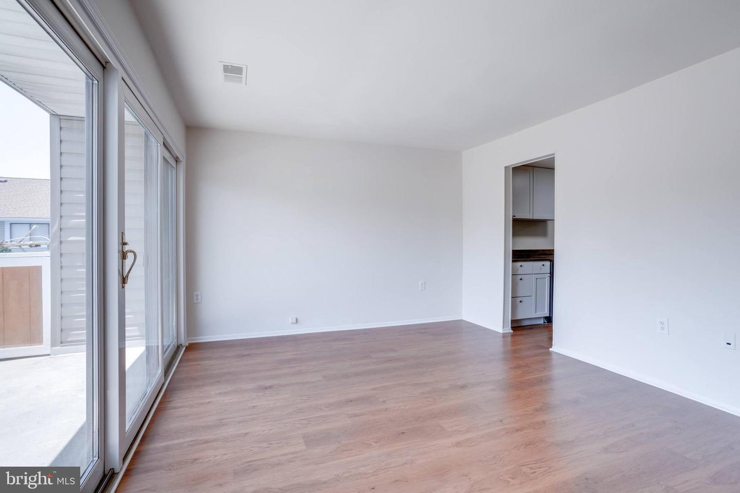 5766 VILLAGE GREEN DR #10/5766, ALEXANDRIA, Virginia 22309, 3 Bedrooms Bedrooms, ,2 BathroomsBathrooms,Residential,For sale,5766 VILLAGE GREEN DR #10/5766,VAFX2249930 MLS # VAFX2249930