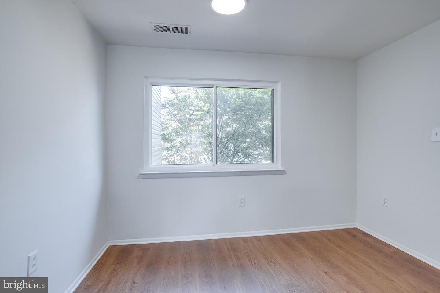 5766 VILLAGE GREEN DR #10/5766, ALEXANDRIA, Virginia 22309, 3 Bedrooms Bedrooms, ,2 BathroomsBathrooms,Residential,For sale,5766 VILLAGE GREEN DR #10/5766,VAFX2249930 MLS # VAFX2249930