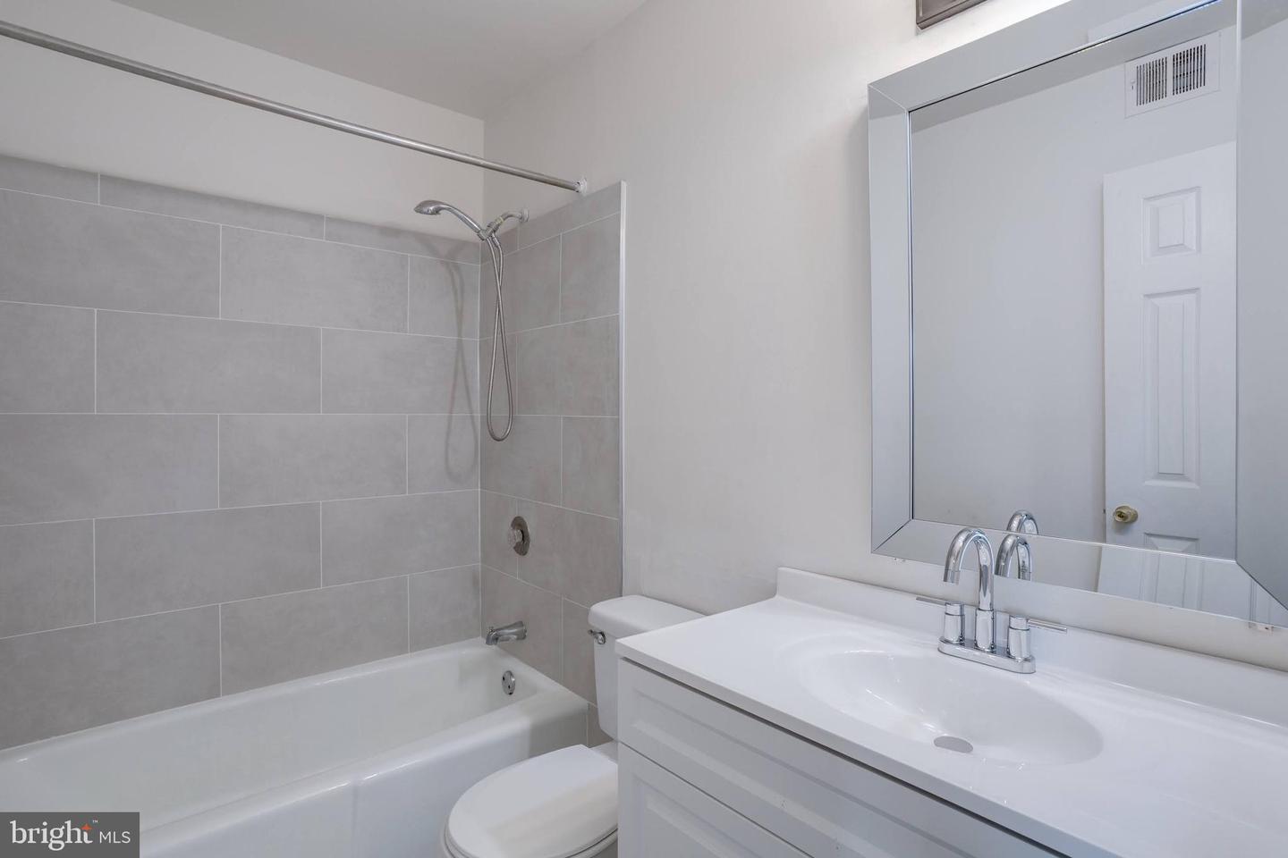 5766 VILLAGE GREEN DR #10/5766, ALEXANDRIA, Virginia 22309, 3 Bedrooms Bedrooms, ,2 BathroomsBathrooms,Residential,For sale,5766 VILLAGE GREEN DR #10/5766,VAFX2249930 MLS # VAFX2249930