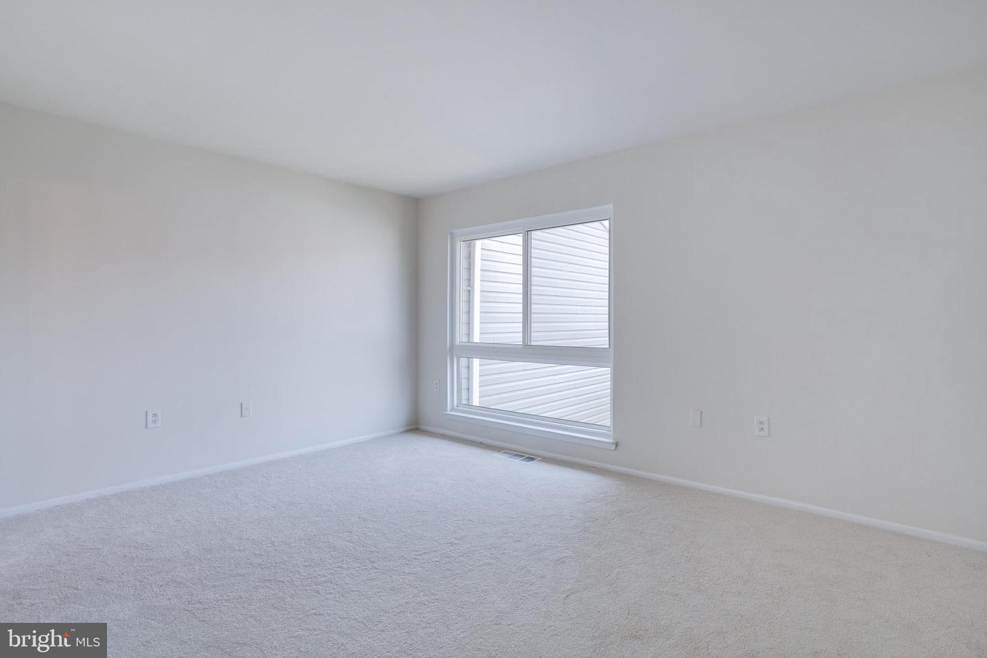 5766 VILLAGE GREEN DR #10/5766, ALEXANDRIA, Virginia 22309, 3 Bedrooms Bedrooms, ,2 BathroomsBathrooms,Residential,For sale,5766 VILLAGE GREEN DR #10/5766,VAFX2249930 MLS # VAFX2249930