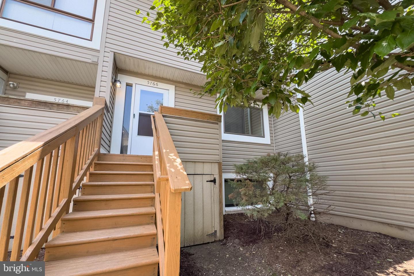 5766 VILLAGE GREEN DR #10/5766, ALEXANDRIA, Virginia 22309, 3 Bedrooms Bedrooms, ,2 BathroomsBathrooms,Residential,For sale,5766 VILLAGE GREEN DR #10/5766,VAFX2249930 MLS # VAFX2249930