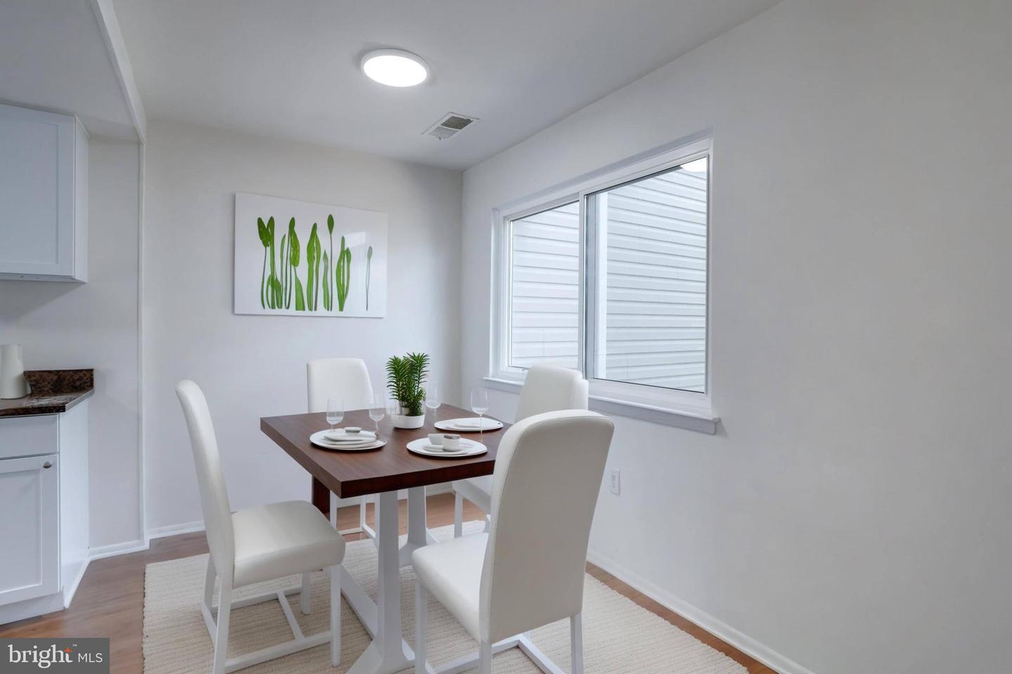 5766 VILLAGE GREEN DR #10/5766, ALEXANDRIA, Virginia 22309, 3 Bedrooms Bedrooms, ,2 BathroomsBathrooms,Residential,For sale,5766 VILLAGE GREEN DR #10/5766,VAFX2249930 MLS # VAFX2249930