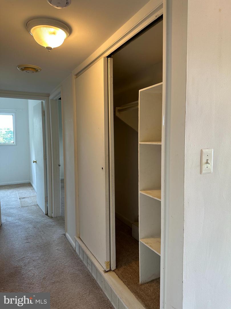 4227 AMERICANA DR, ANNANDALE, Virginia 22003, 2 Bedrooms Bedrooms, ,1 BathroomBathrooms,Residential,For sale,4227 AMERICANA DR,VAFX2250066 MLS # VAFX2250066
