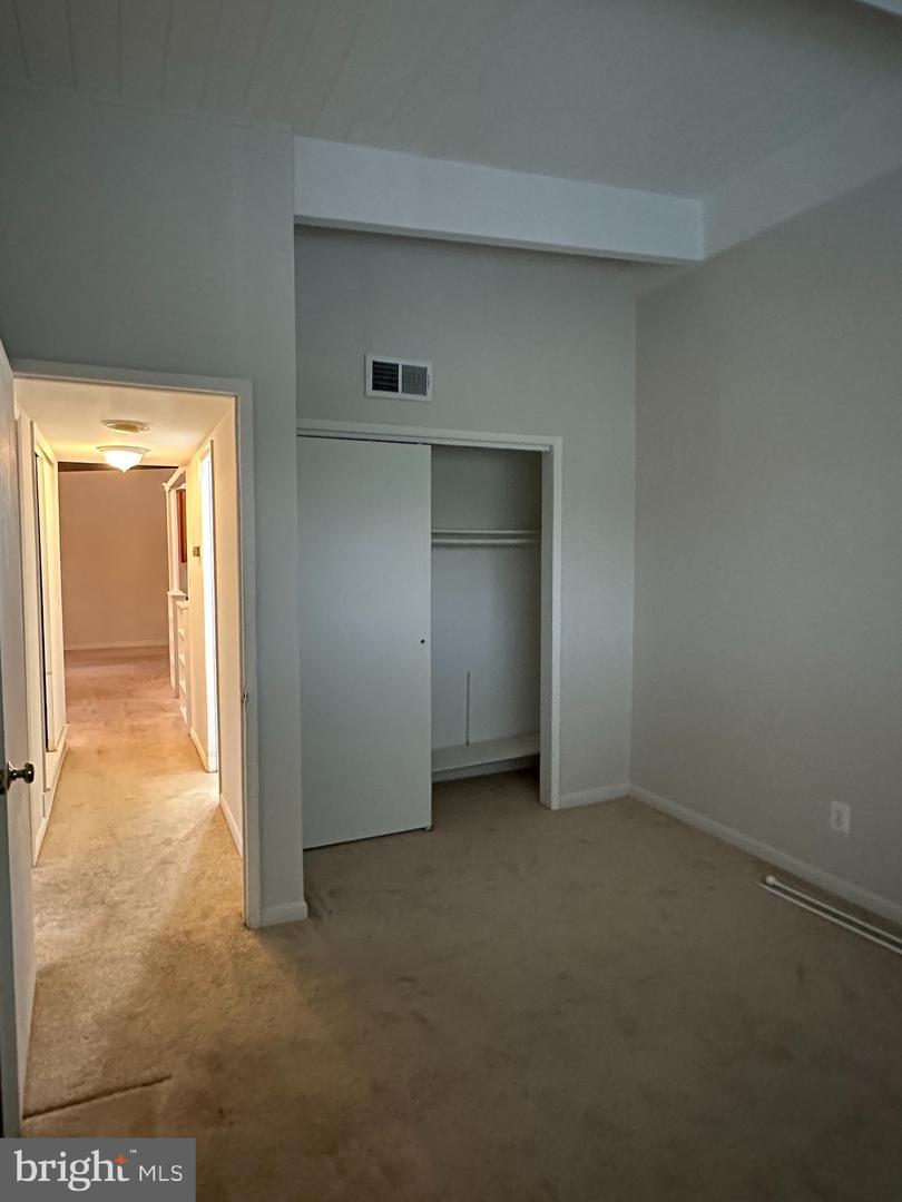 4227 AMERICANA DR, ANNANDALE, Virginia 22003, 2 Bedrooms Bedrooms, ,1 BathroomBathrooms,Residential,For sale,4227 AMERICANA DR,VAFX2250066 MLS # VAFX2250066